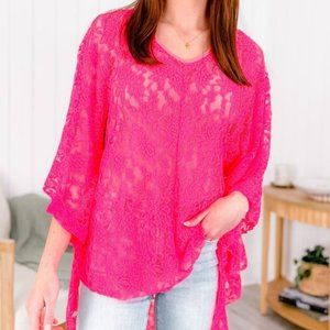 Blumin 3/4 Sleeve V Neck Lace Top Medium NWT